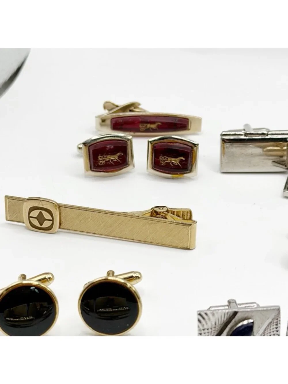 Lot Of 11 Cufflinks And 2 Tie Clips Swank, Simmons, Unsigned, Kreisler‎